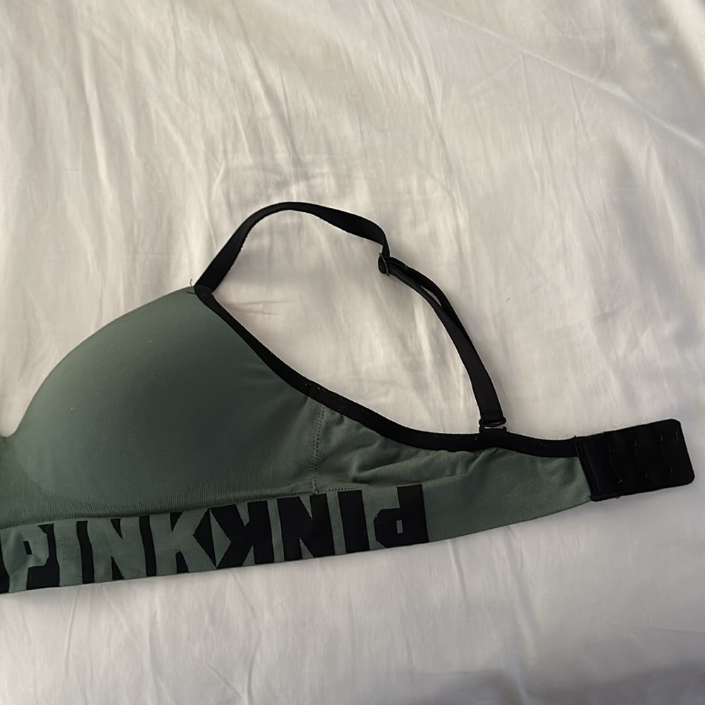 Pink Bra - Picture 3 of 8
